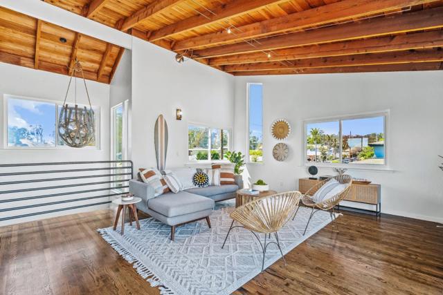 22956 E Cliff Drive, Santa Cruz CA: https://media.crmls.org/mediaz/27ce7dc7-cbf7-49b4-8a8e-dbca8d45575a.jpg