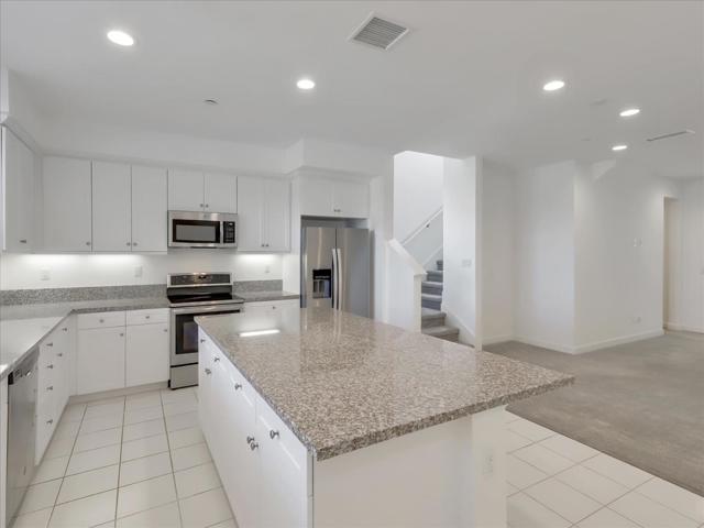 1452 N Harbor Boulevard, Santa Ana CA: https://media.crmls.org/mediaz/27cff297-e1bb-454a-9850-732a53834126.jpg