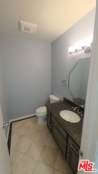 1654 Michael Lane, Pacific Palisades CA: https://media.crmls.org/mediaz/27d00c53-9ac8-42a0-8306-10d705d1c65e.jpg