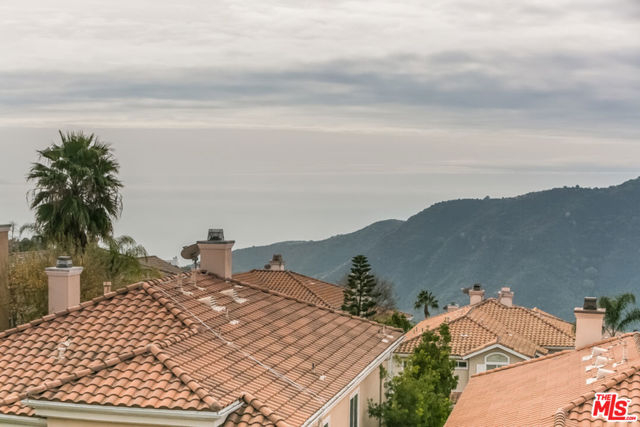 Drew Fenton | 16780 Calle De Marisa Pacific Palisades CA | MLS: 7058460