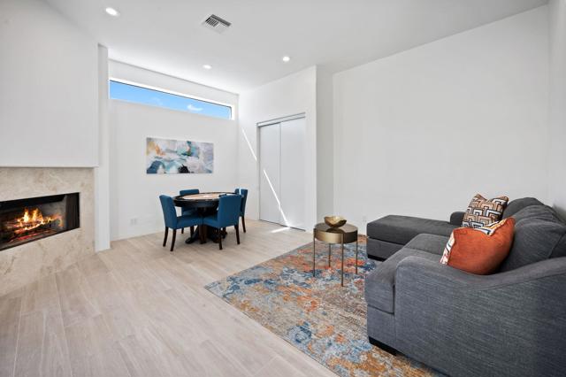 Image 24 of 87 For 45350 Mesa  