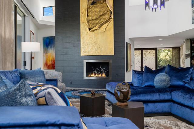 21 Clancy Lane Estates, Rancho Mirage CA: https://media.crmls.org/mediaz/27d2a4f2-26e8-4dd9-8416-dfddadf3837c.jpg