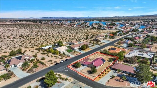 26665 Lakeview Drive, Helendale CA: https://media.crmls.org/mediaz/27d4fff5-8830-4e78-9501-e0714ff81a60.jpg