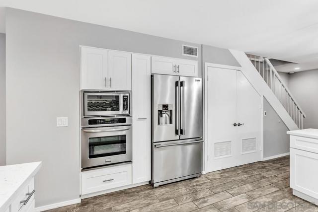 465 Orange Ave., Coronado CA: https://media.crmls.org/mediaz/27d5ca6d-4d07-4fd0-9ffb-6f2d934b1038.jpg