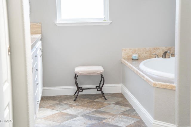 Detail Gallery Image 36 of 49 For 229 Remington Ave #229,  Ventura,  CA 93003 - 2 Beds | 2 Baths