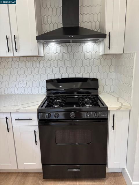 37643 Crocus Ct, Newark CA: https://media.crmls.org/mediaz/27d9276f-65ea-481b-b6cd-5f2d9fe55493.jpg