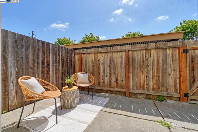 4654 Balboa Way, Fremont CA: https://media.crmls.org/mediaz/27d92fa4-079d-4e29-9266-9f66b4e58932.jpg