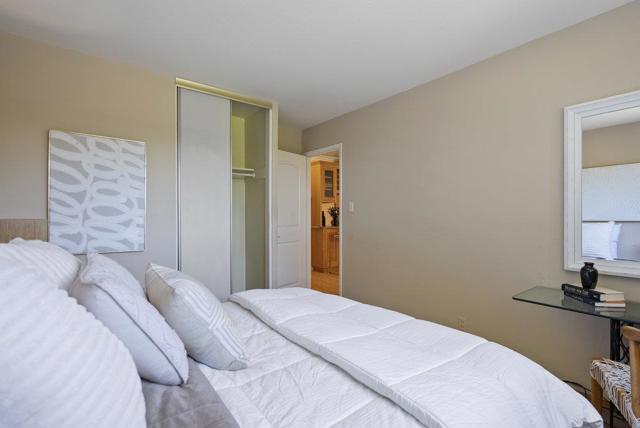 2440 Rosewood Drive, San Bruno CA: https://media.crmls.org/mediaz/27d9a08f-8ed1-4576-a0fa-20bdef8e28a3.jpg