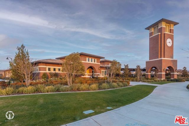 3719 Pathway Court, Bakersfield CA: https://media.crmls.org/mediaz/27d9d05f-eeb5-4257-89f6-8767305fd199.jpg