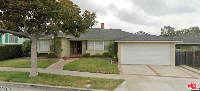 5078 Southridge Avenue, Los Angeles CA: https://media.crmls.org/mediaz/27d9d4f1-dedc-4a82-a163-e55b385807db.jpg