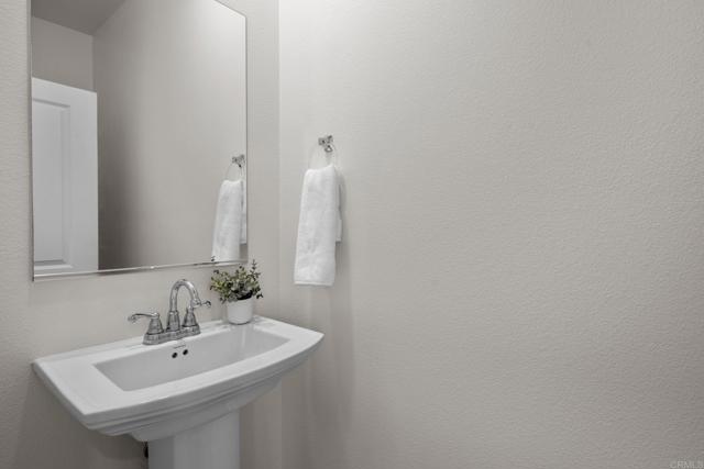 Detail Gallery Image 18 of 33 For 28024 Harvest Ct, Valley Center,  CA 92082 - 3 Beds | 2/1 Baths