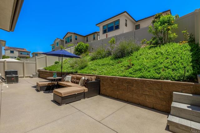 Detail Gallery Image 37 of 44 For 675 Westbrook Loop, San Marcos,  CA 92078 - 5 Beds | 4/1 Baths