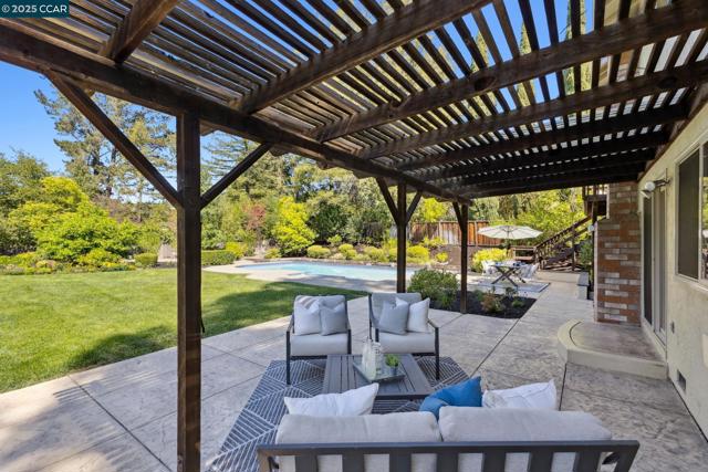 800 El Capitan Drive, Danville, California 94526, 4 Bedrooms Bedrooms, ,2 BathroomsBathrooms,Single Family Residence,For Sale,El Capitan Drive,41112507