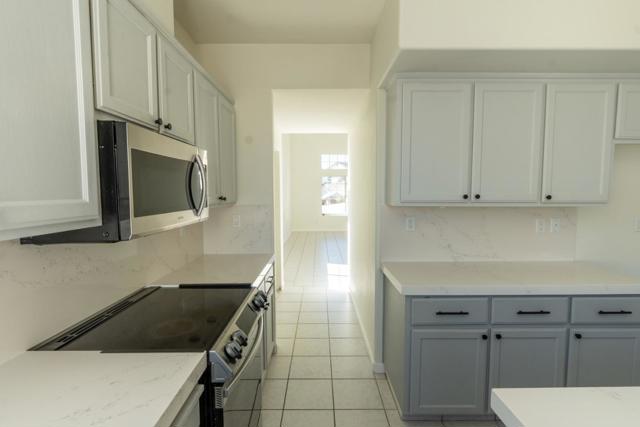 441 Adrian Court, Hollister CA: https://media.crmls.org/mediaz/27dafc05-e14c-403f-92f1-4fa782198aff.jpg