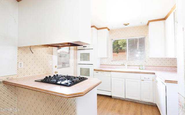 2137 Cutler Street, Simi Valley CA: https://media.crmls.org/mediaz/27db6919-5bb2-4f23-a240-cccc84df0e70.jpg