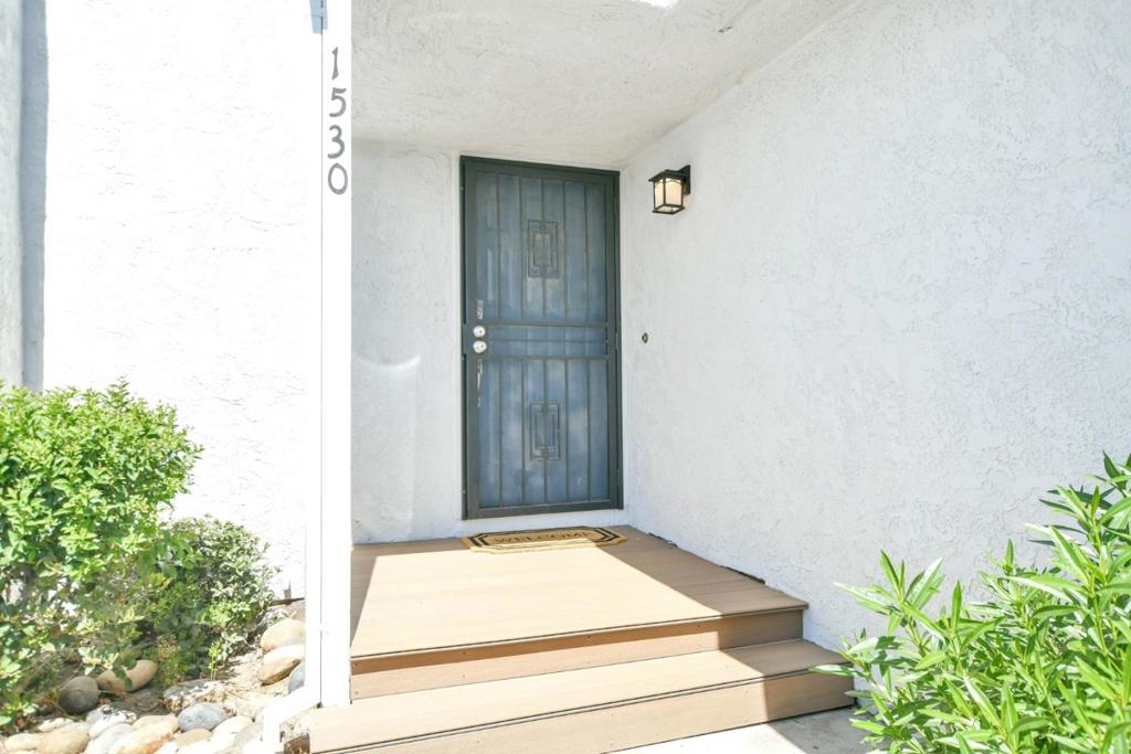 1530 Trawler Street