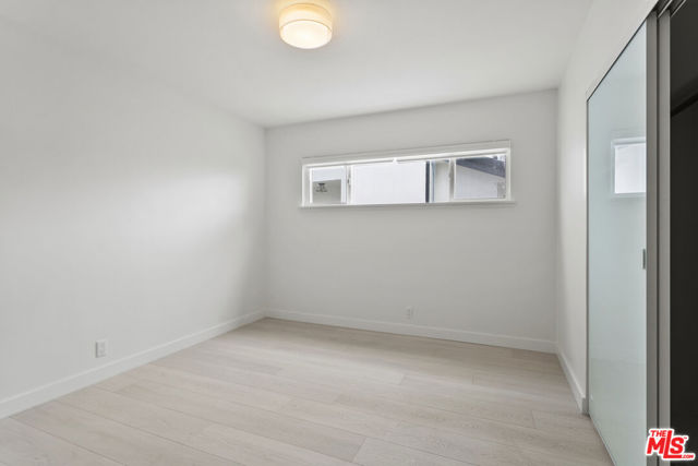 4444 Don Felipe Drive, Los Angeles CA: https://media.crmls.org/mediaz/27dcabb5-6417-4b16-8c53-c99907acb1d9.jpg