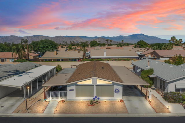 47685 Prado Way Way, Indio CA: https://media.crmls.org/mediaz/27ddc256-d024-4669-94ea-84aa2ccab47f.jpg
