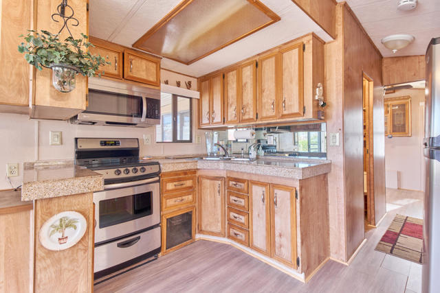 Image 14 of 42 For 69333 Palm Canyon Drive 62