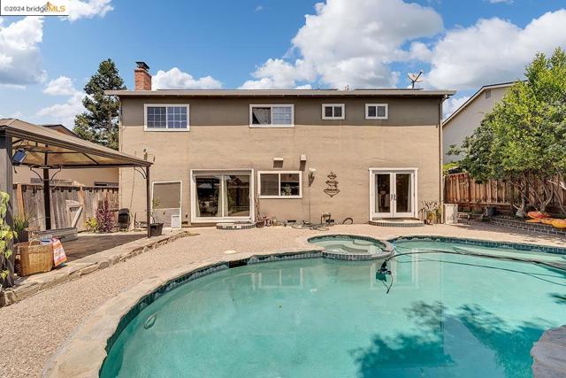 Image 35 of 39 For 3342 San Saba Dr