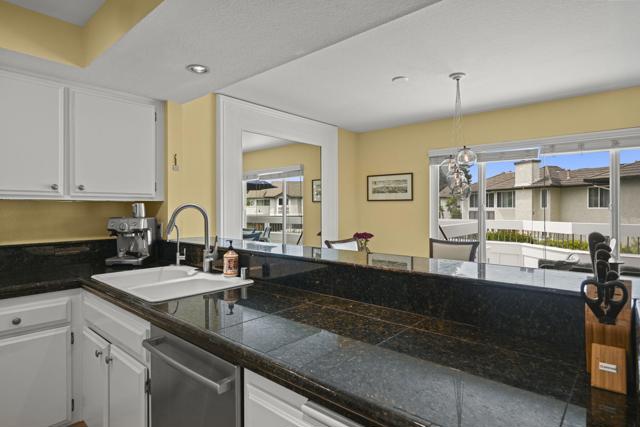 870 Ginger Avenue, Carlsbad CA: https://media.crmls.org/mediaz/27de70bc-8e69-4e22-b1fd-6ddbe9b38489.jpg