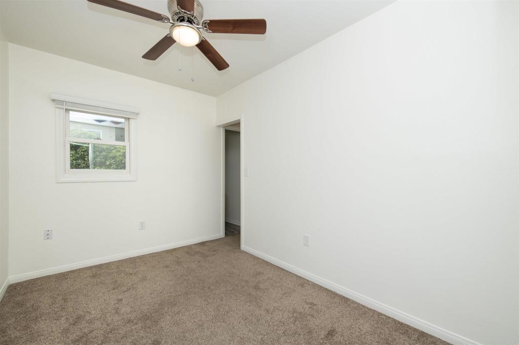 405 Juniper Street - photo 11