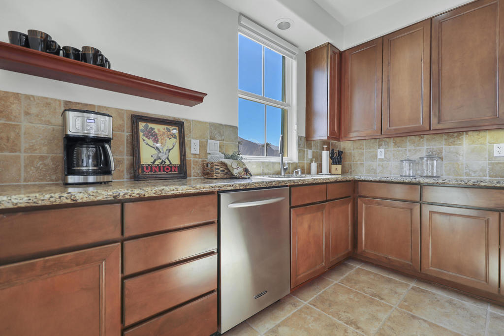 MLS #219126738DA img 13