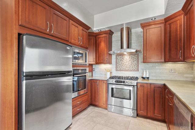 Image 12 of 61 For 2393 La Marque Street