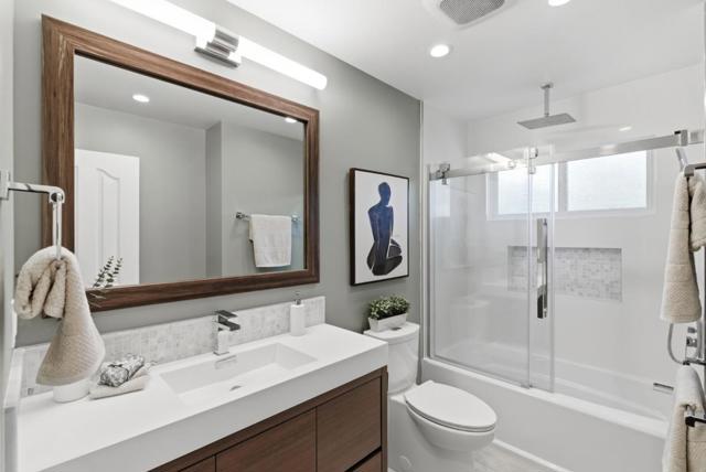 Image 21 of 55 For 6209 Hopi Court