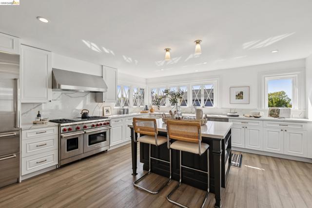 Image 12 of 59 For 231 Bonita Ave