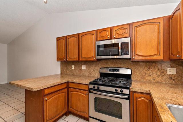 68954 Durango Road, Cathedral City CA: https://media.crmls.org/mediaz/27e0d24e-026a-44e3-8a89-dbd0135b433e.jpg