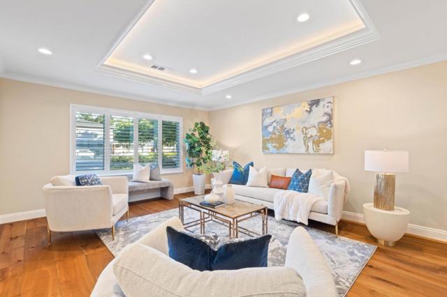 775 Sunset Glen Drive, San Jose CA: https://media.crmls.org/mediaz/27e13652-8c83-406b-80d5-d8e52d69e42b.jpg