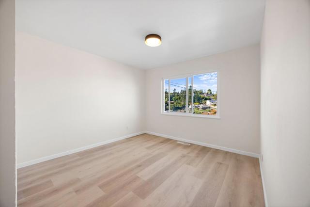 18631 Laredo Road, Castro Valley CA: https://media.crmls.org/mediaz/27e1769a-4062-4a2b-b0b0-891d843a2934.jpg