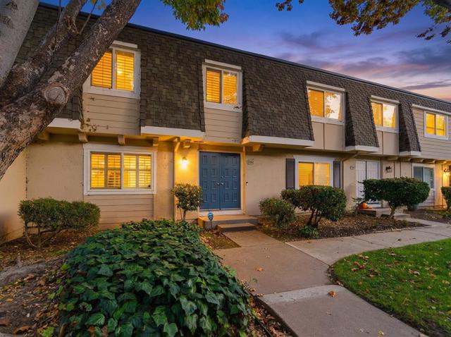 7066 Cypress Point Court, San Jose CA: https://media.crmls.org/mediaz/27e20579-3657-4a7c-9fd2-eb2539d075f9.jpg