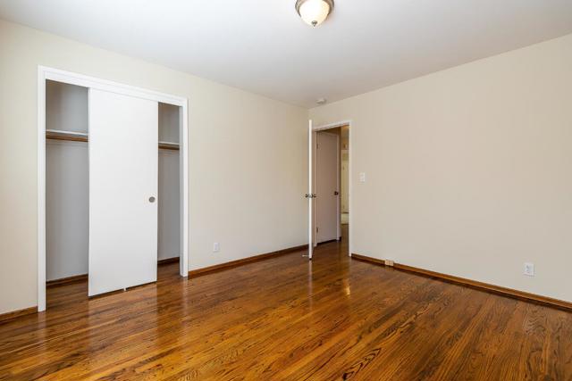 810 Cambridge Avenue, Menlo Park CA: https://media.crmls.org/mediaz/27e3cbc3-df3b-4188-8655-d2069bf37bfa.jpg