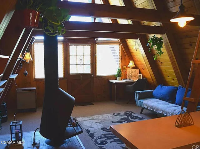 219 Pine Canyon Drive, Frazier Park CA: https://media.crmls.org/mediaz/27e5dfe7-cb51-4bff-8f98-67bbe0d51ea0.jpg
