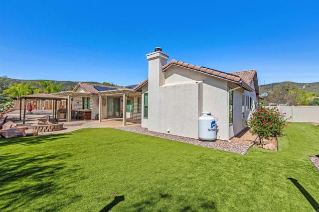 Image 37 of 51 For 23553 Daylight Place