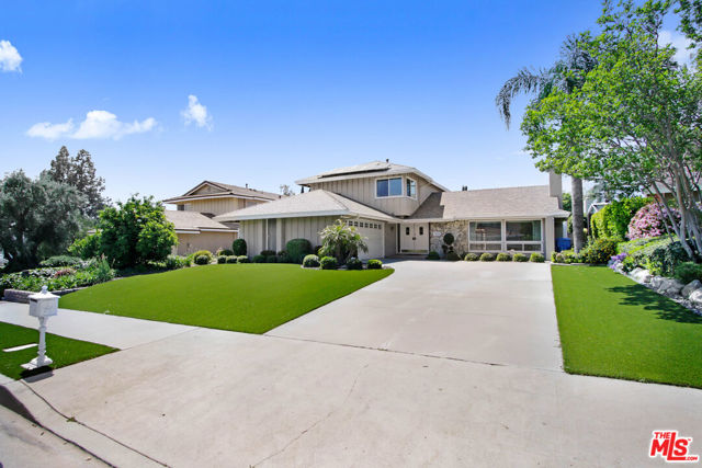 11111 Vanalden Avenue photo 2
