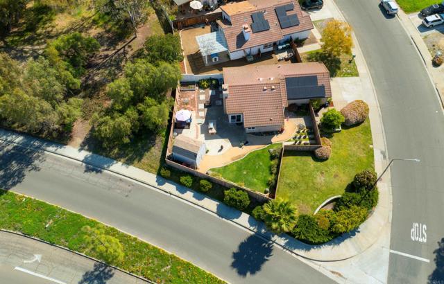 Detail Gallery Image 1 of 1 For 2311 Lake Forest St, Escondido,  CA 92026 - 2 Beds | 1 Baths