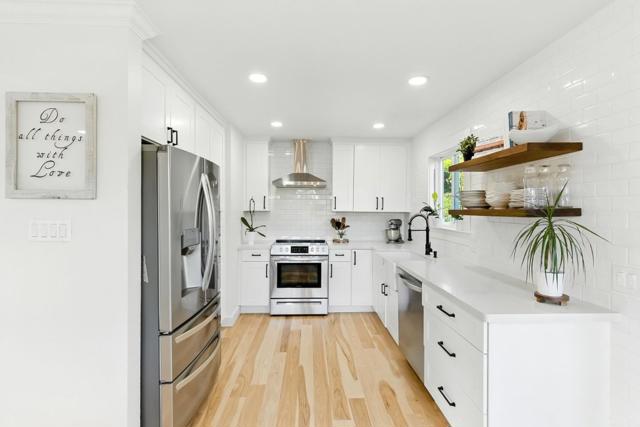 422 Portola Avenue, Half Moon Bay CA: https://media.crmls.org/mediaz/27e76622-939f-4d5a-abdd-8b7c87634599.jpg