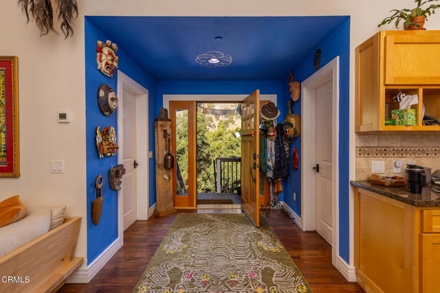 Detail Gallery Image 4 of 44 For 15990 Maricopa Hwy, Ojai,  CA 93023 - 4 Beds | 3 Baths