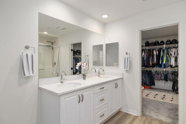 Image 11 of 27 For 27924 Barley Ct.