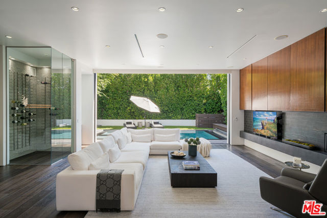 128 S Almont Drive, Los Angeles CA: https://media.crmls.org/mediaz/27e83961-46f1-4556-a254-19a31fced26a.jpg