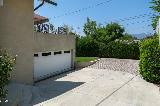4531 El Camino Corto, La Canada Flintridge CA: https://media.crmls.org/mediaz/27e8ba30-7680-43ef-9dc5-da152705c8a5.jpg