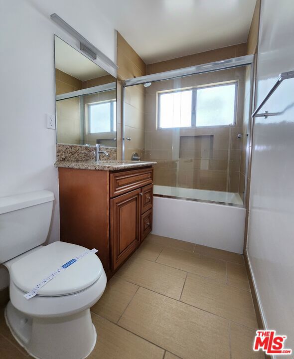 1357 1361 S Beverly Glen Boulevard, Los Angeles CA: https://media.crmls.org/mediaz/27e946e1-a4bc-4ac9-91c2-0e30867fe268.jpg