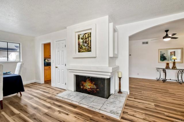 Detail Gallery Image 6 of 27 For 111 Fireside St, Oceanside,  CA 92058 - 4 Beds | 2 Baths