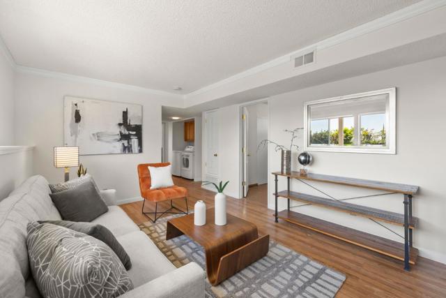 423 Riviera Drive, Union City CA: https://media.crmls.org/mediaz/27eaa7d2-da6e-4d35-9700-bd1c0477b0a4.jpg