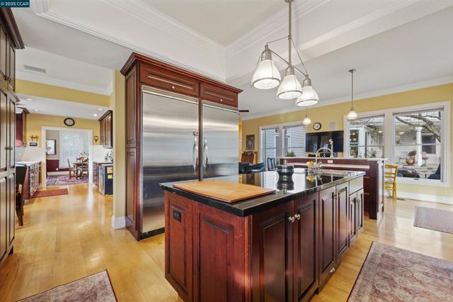 11417 Red Dog Rd, Nevada City CA: https://media.crmls.org/mediaz/27eab615-8060-463c-9897-bf06b2f855c9.jpg