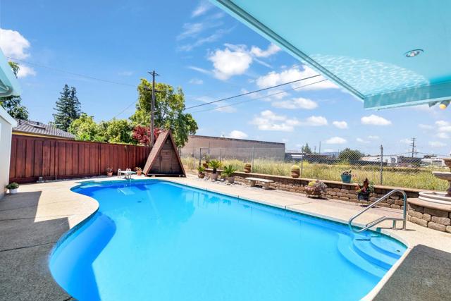 2301 Central Park Drive, Campbell CA: https://media.crmls.org/mediaz/27eacf2c-833c-4115-81aa-a66eb2889ddb.jpg