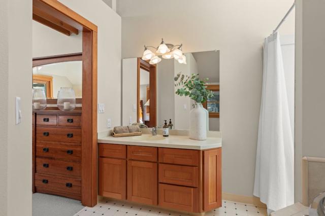 1860 Jarvis Road, Santa Cruz CA: https://media.crmls.org/mediaz/27eae0ae-075c-429c-9d64-dc9e33098001.jpg